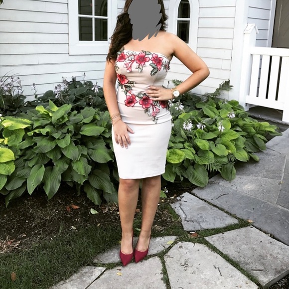 Floral appliqué dress - Picture 5 of 5